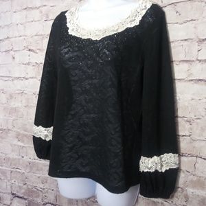 Black and white Milano Moto lace blouse